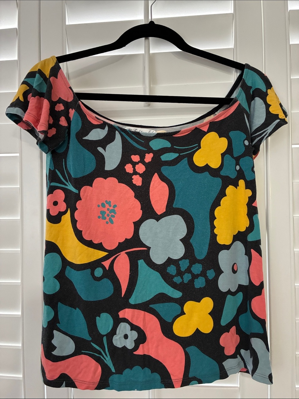 Fighting Eel Women’s Floral Off The Shoulder Top in Black Multicolor